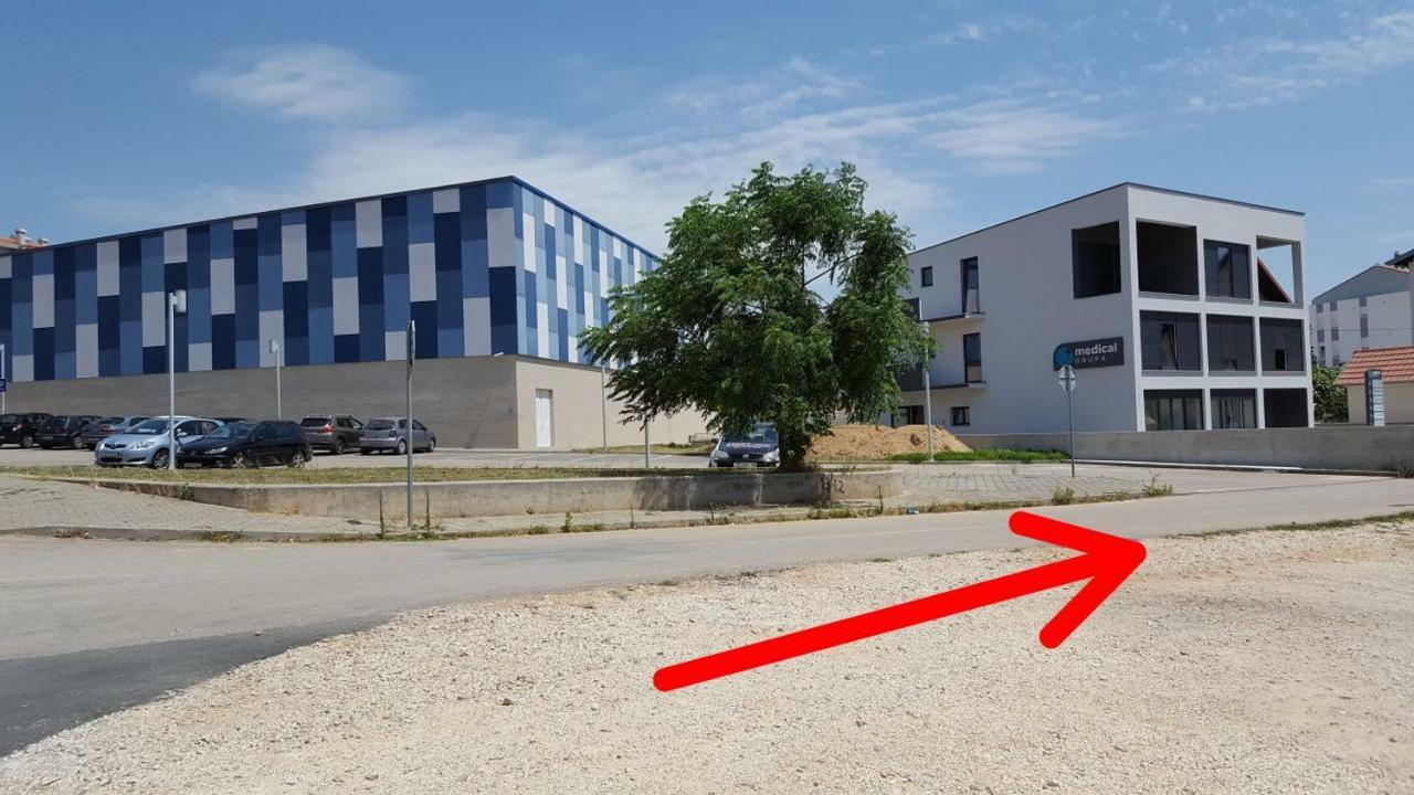 Apartman Lika Zara Esterno foto